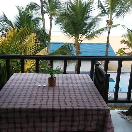 Thiranagama Beach Hotel Hikkaduwa Esterno foto