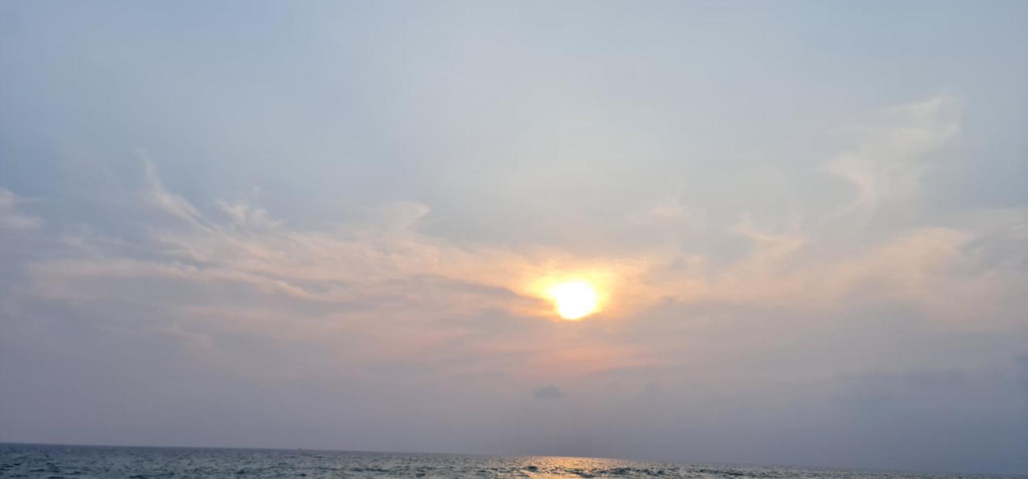 Thiranagama Beach Hotel Hikkaduwa Esterno foto